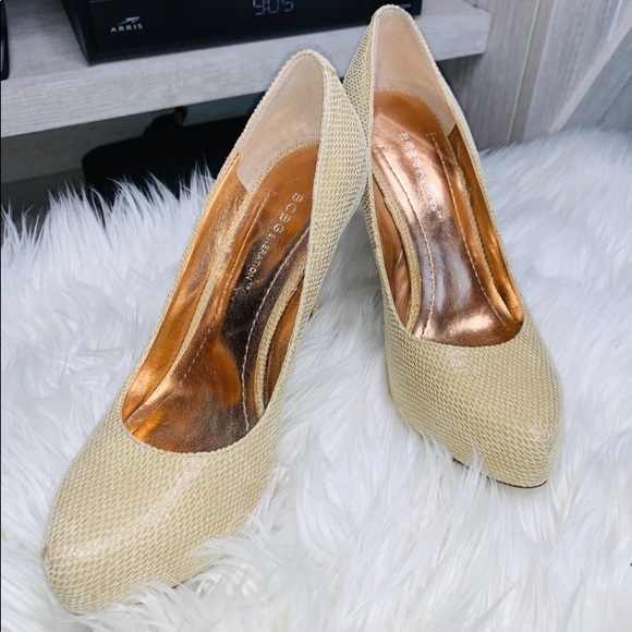 BCBG PLATFORM NUDE SNAKE PRINT HEELS 7.5 SEXY BEAUTIFUL - Picture 3 of 13